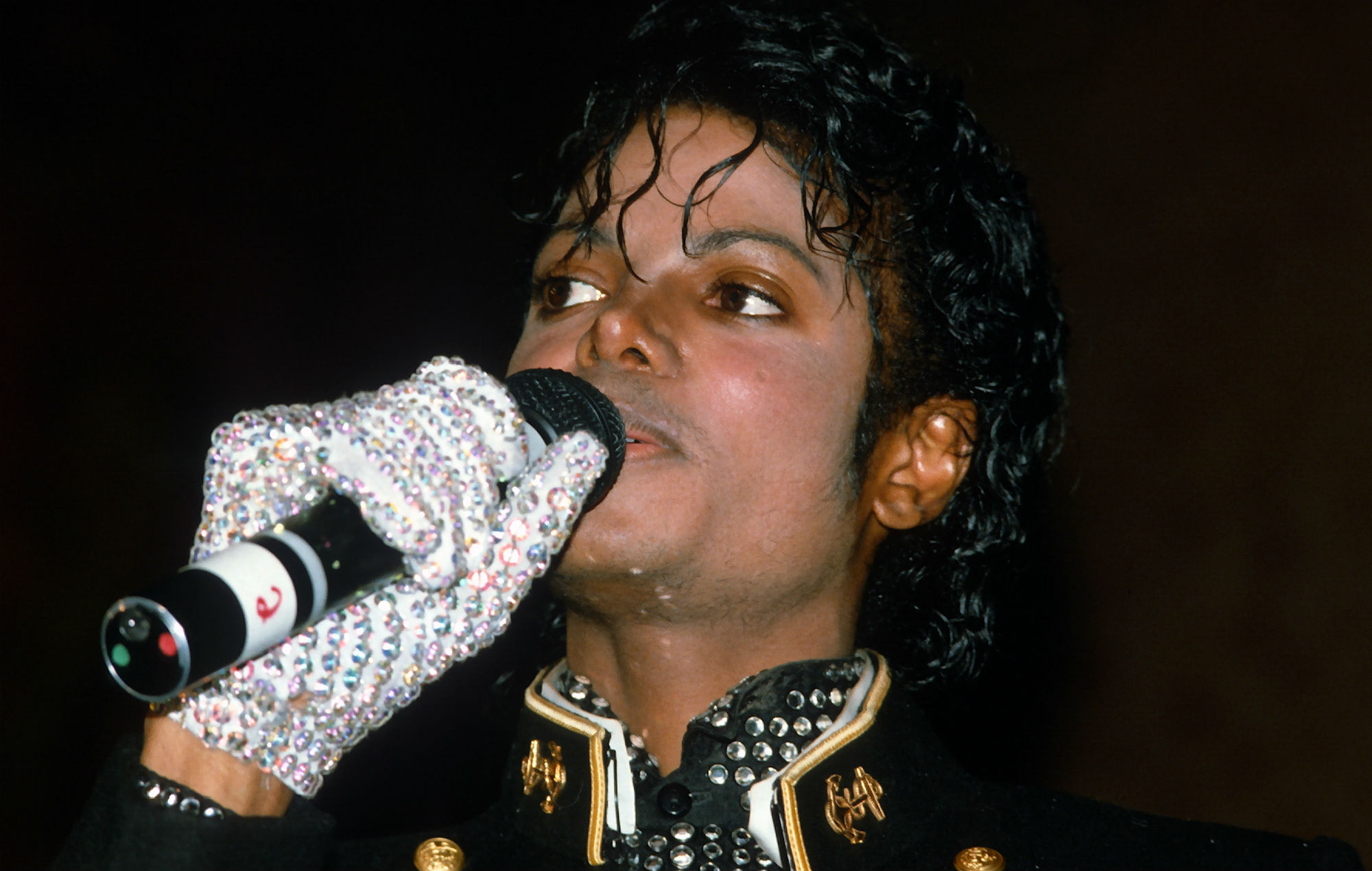 Los recuerdos de Michael Jackson supuestamente comprados con dinero negro pagarán la atención de COVID en Guinea Ecuatorial