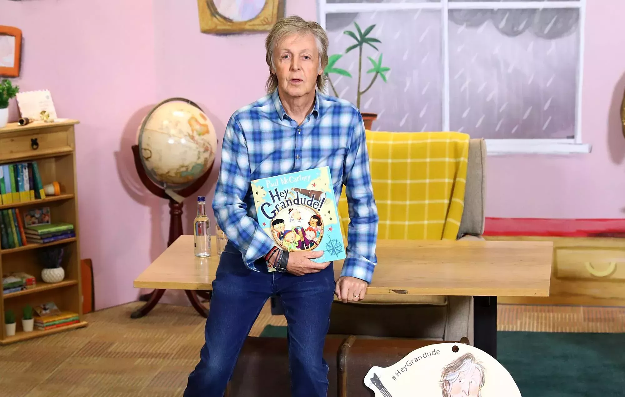 Paul McCartney está detrás de los misteriosos anuncios de 