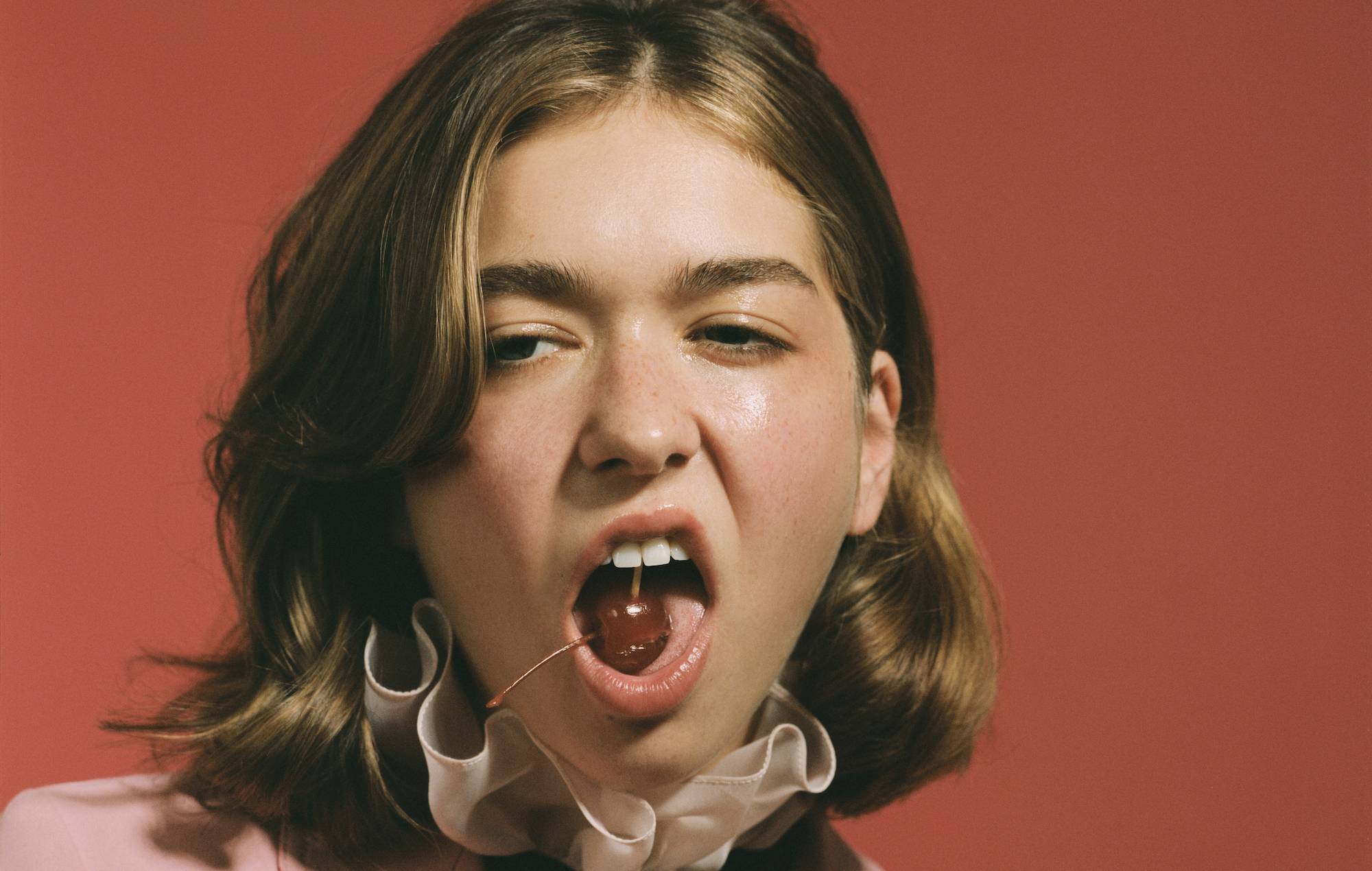 Snail Mail anuncia su nuevo álbum "Valentine" con un sangriento vídeo para el tema principal