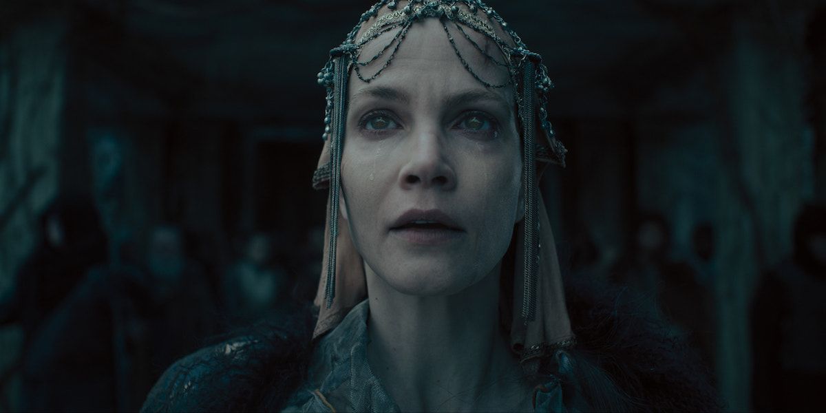 Ver: La reina Kane toma dos decisiones masivas en su Juego de Tronos