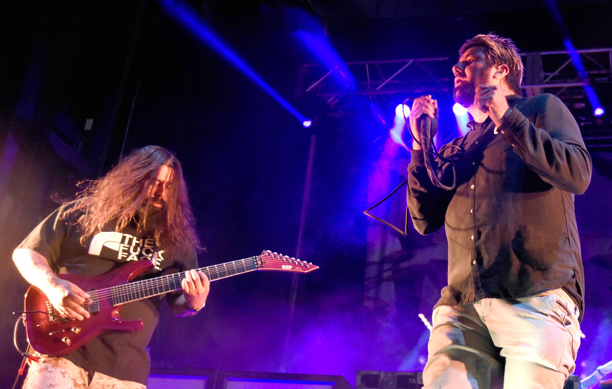 Chino Moreno de Deftones reacciona a las teorías sobre la Tierra plana y las vacunas del guitarrista Stephen Carpenter