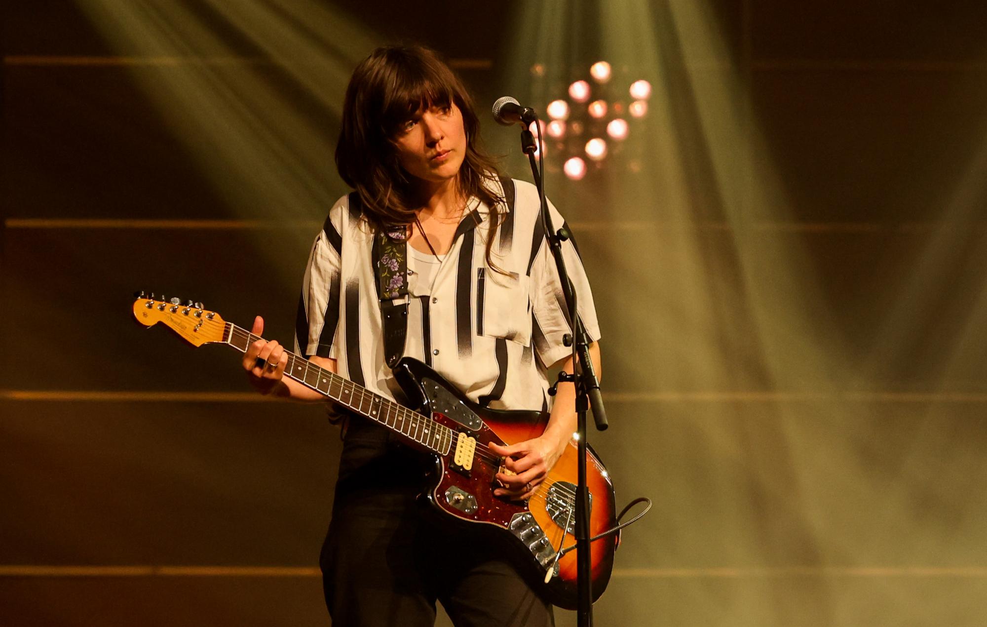 Courtney Barnett comparte un mezclador online para que los fans "jueguen" con las canciones del nuevo álbum