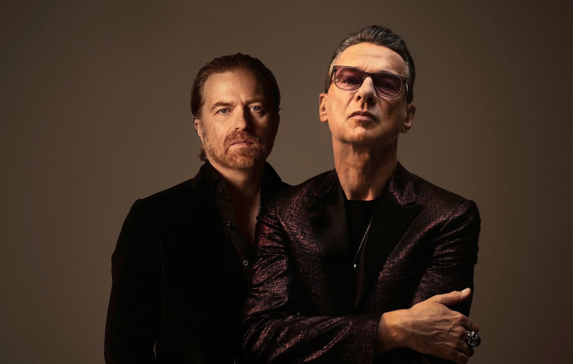 Escucha la versión blues de Dave Gahan de 'The Dark End Of The Street'