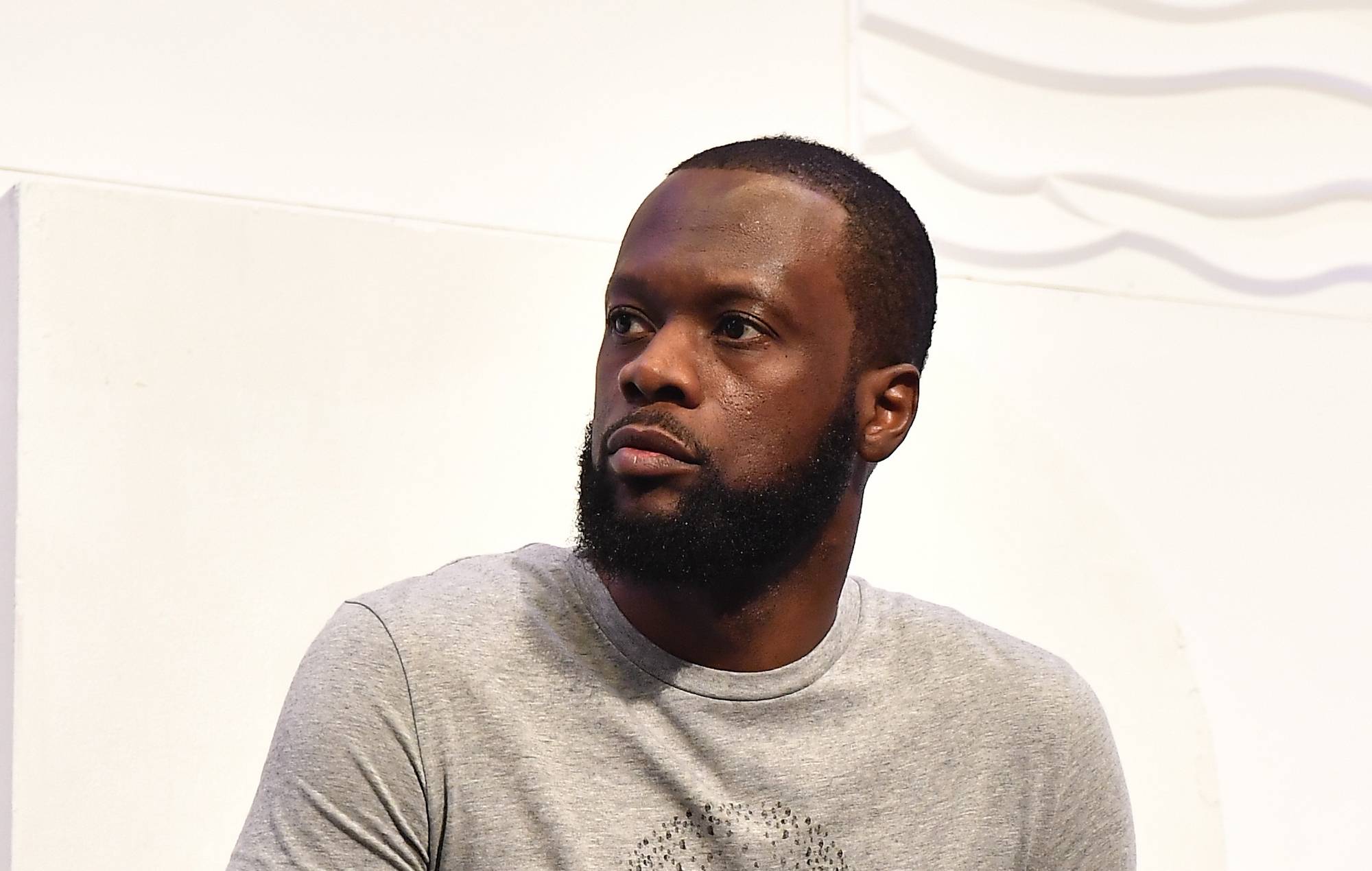 Las fechas de la gira de reunión internacional de los Fugees estarían en peligro debido a la larga investigación que involucra a Pras