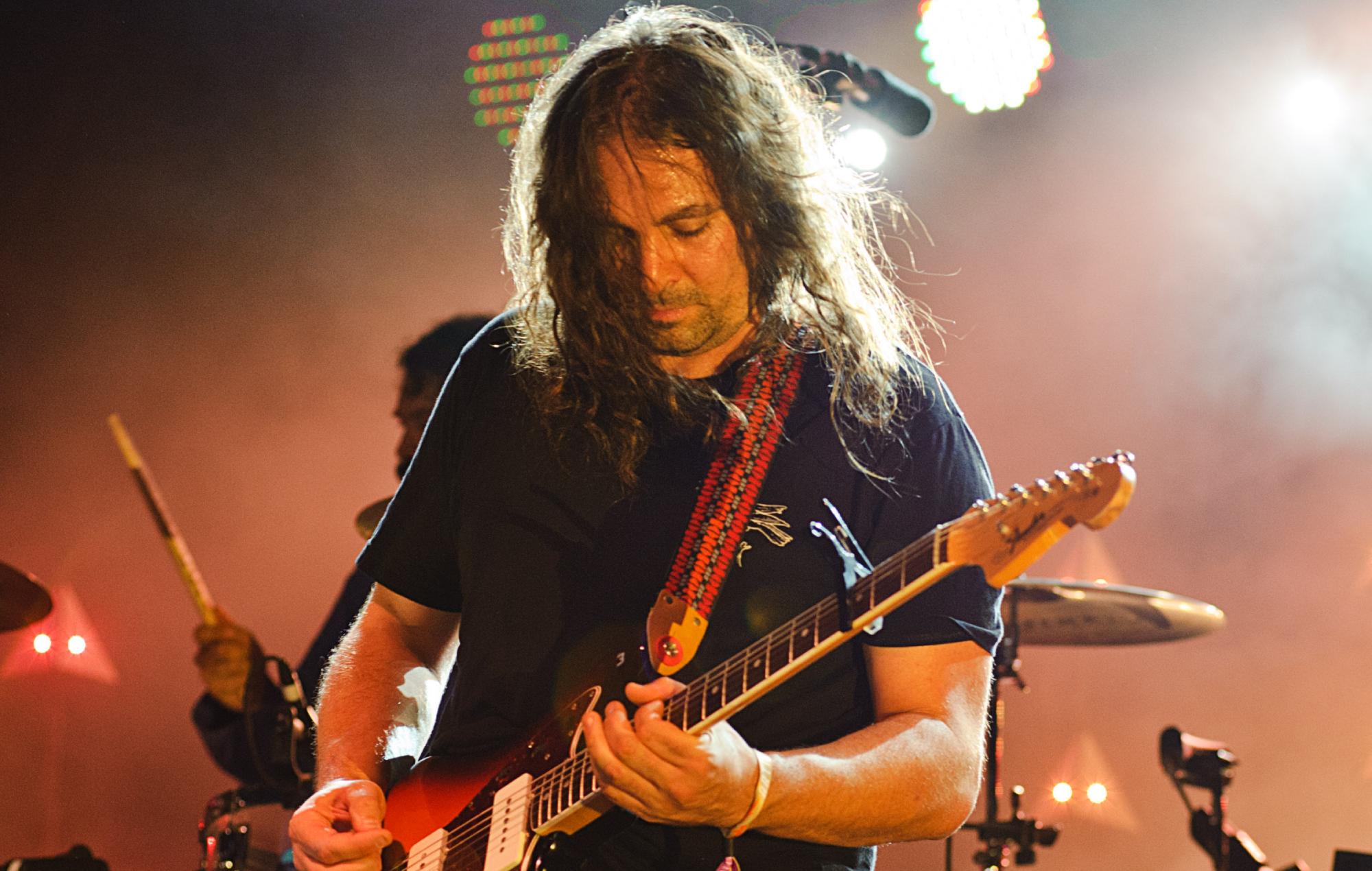 Mira cómo The War On Drugs estrena en directo tres canciones de 'I Don't Live Here Anymore'