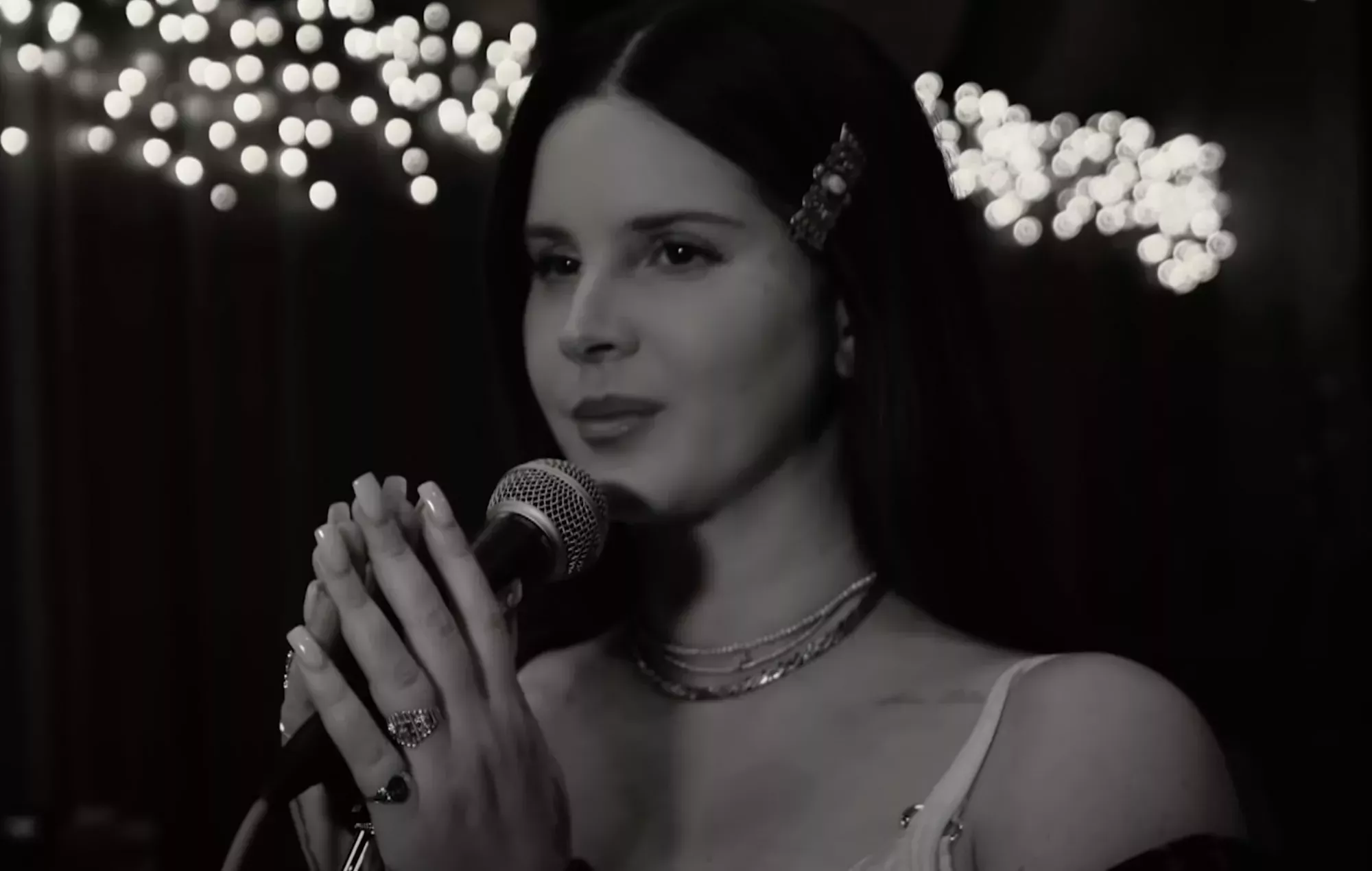 Mira la sensual interpretación de Lana Del Rey de 'Arcadia' en 'The Late Show'