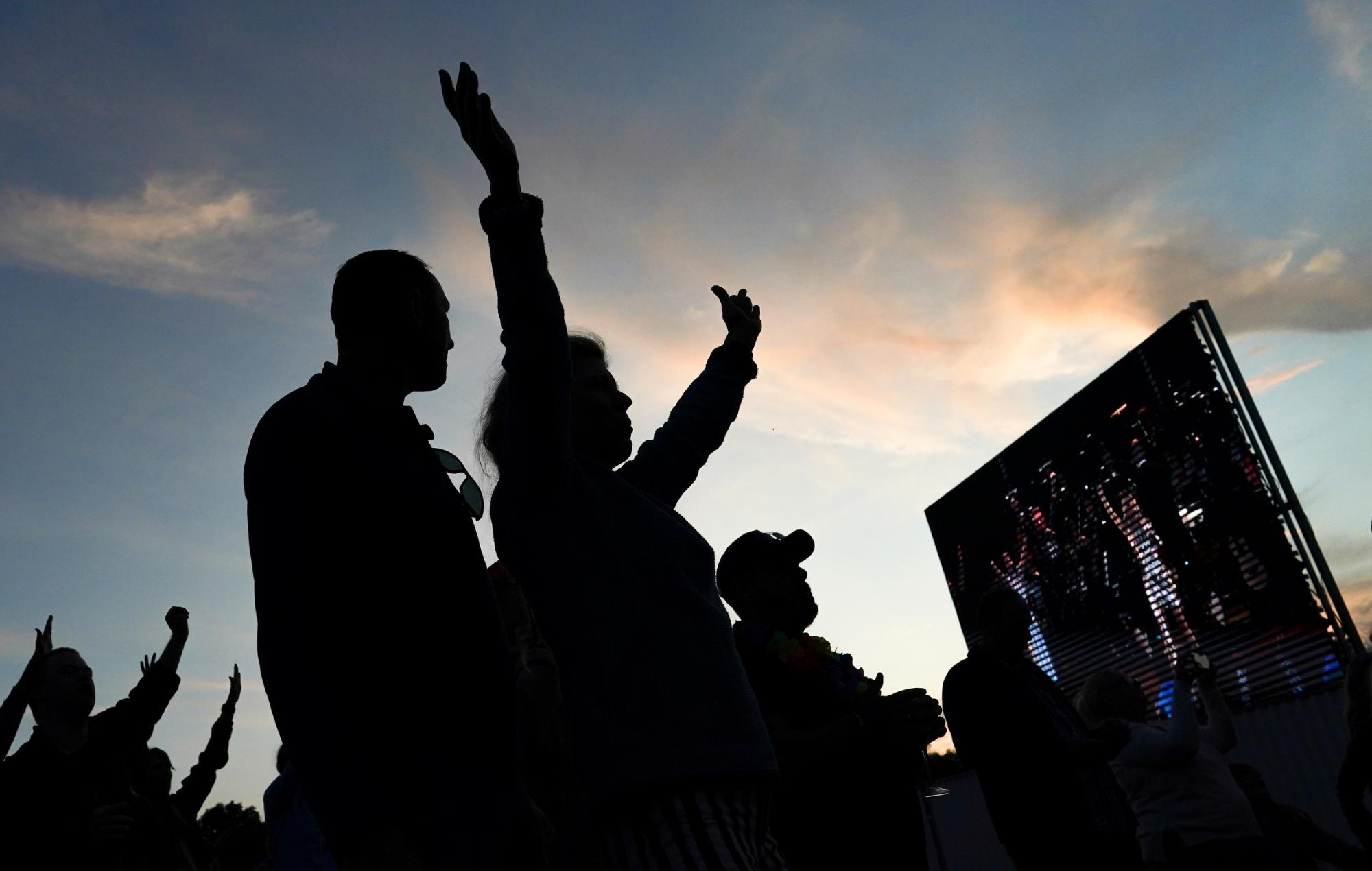 Se lanza una nueva investigación que explora las intervenciones de salud mental y el racismo en la música