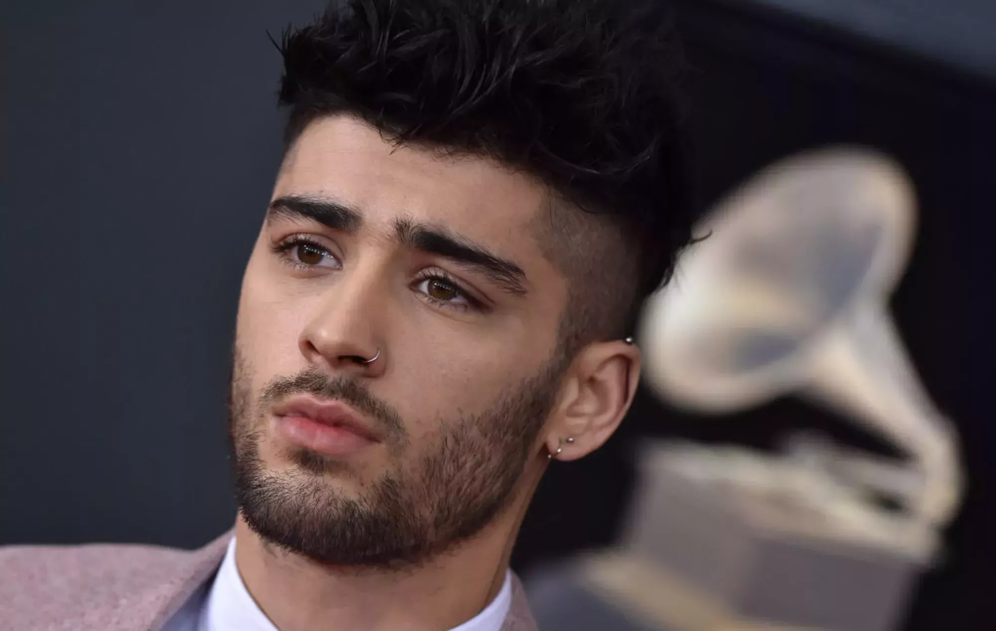 Zayn Malik se declara inocente de las acusaciones de acoso presentadas por la madre de Gigi Hadid