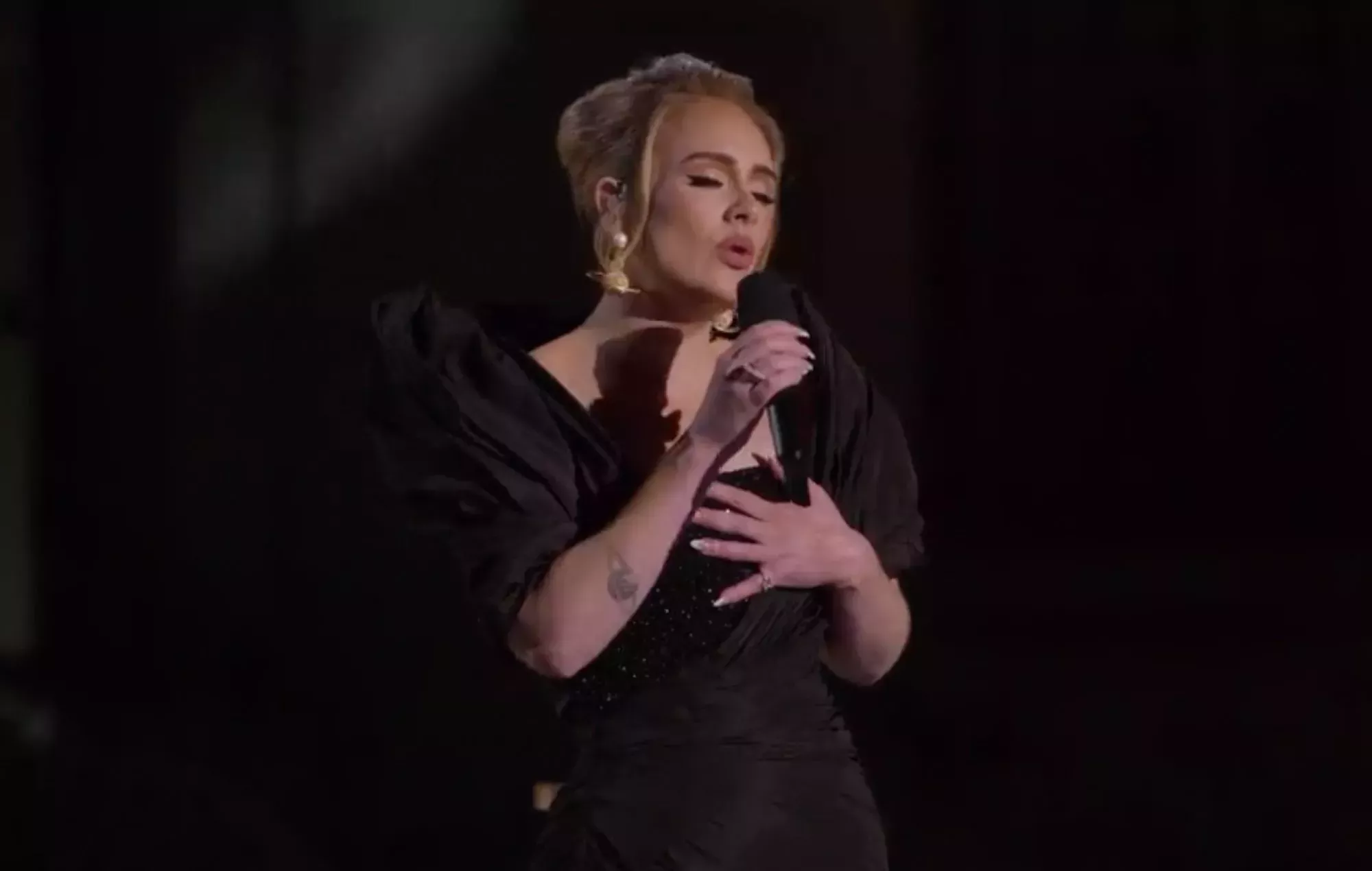 Adele anuncia una residencia de 12 semanas en Las Vegas en 2022