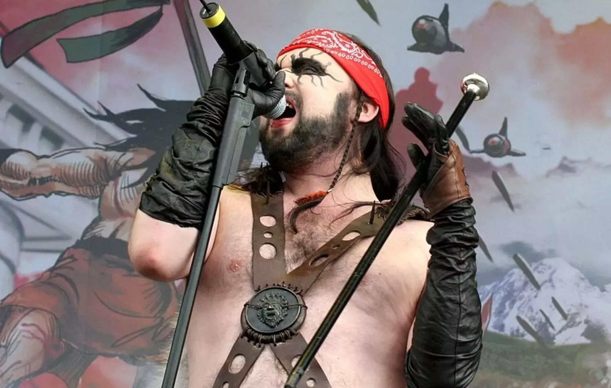 El ex cantante de Turbonegro, Hank von Helvete, ha muerto a los 49 años