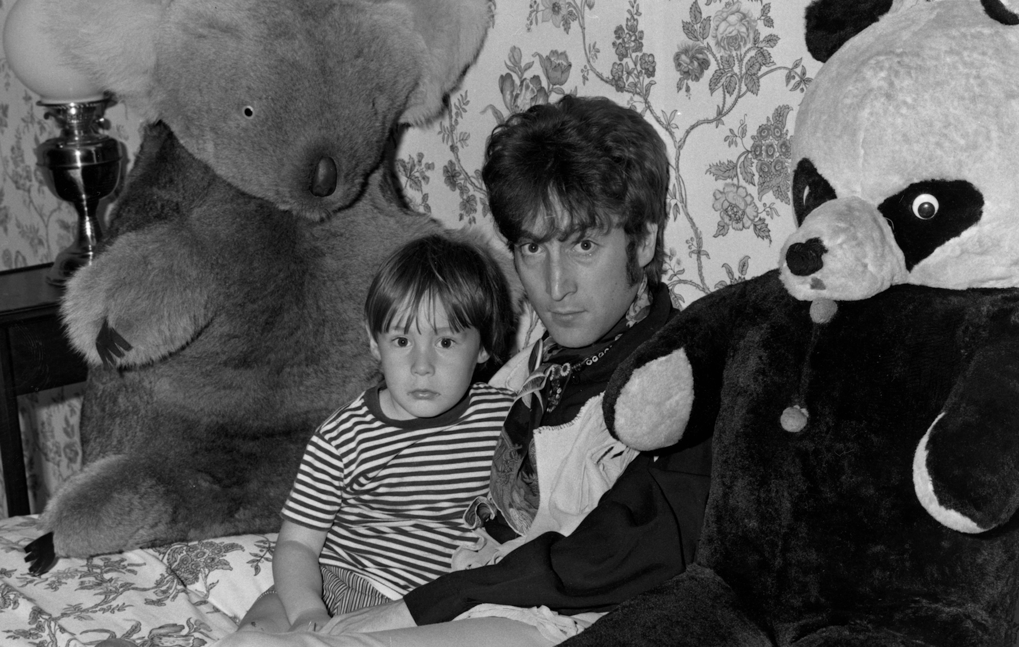 Julian, el hijo de John Lennon, dice que el nuevo documental sobre los Beatles 