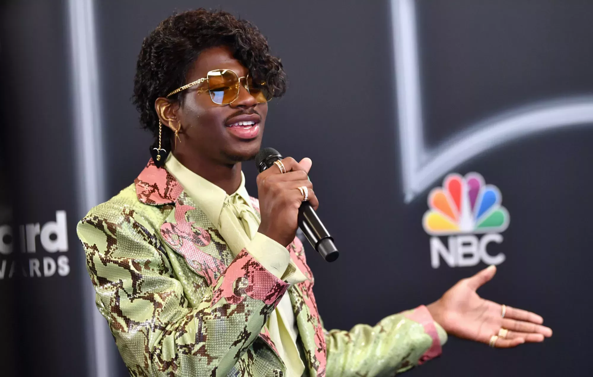 Lil Nas X habla de cómo tomar setas le ayudó a