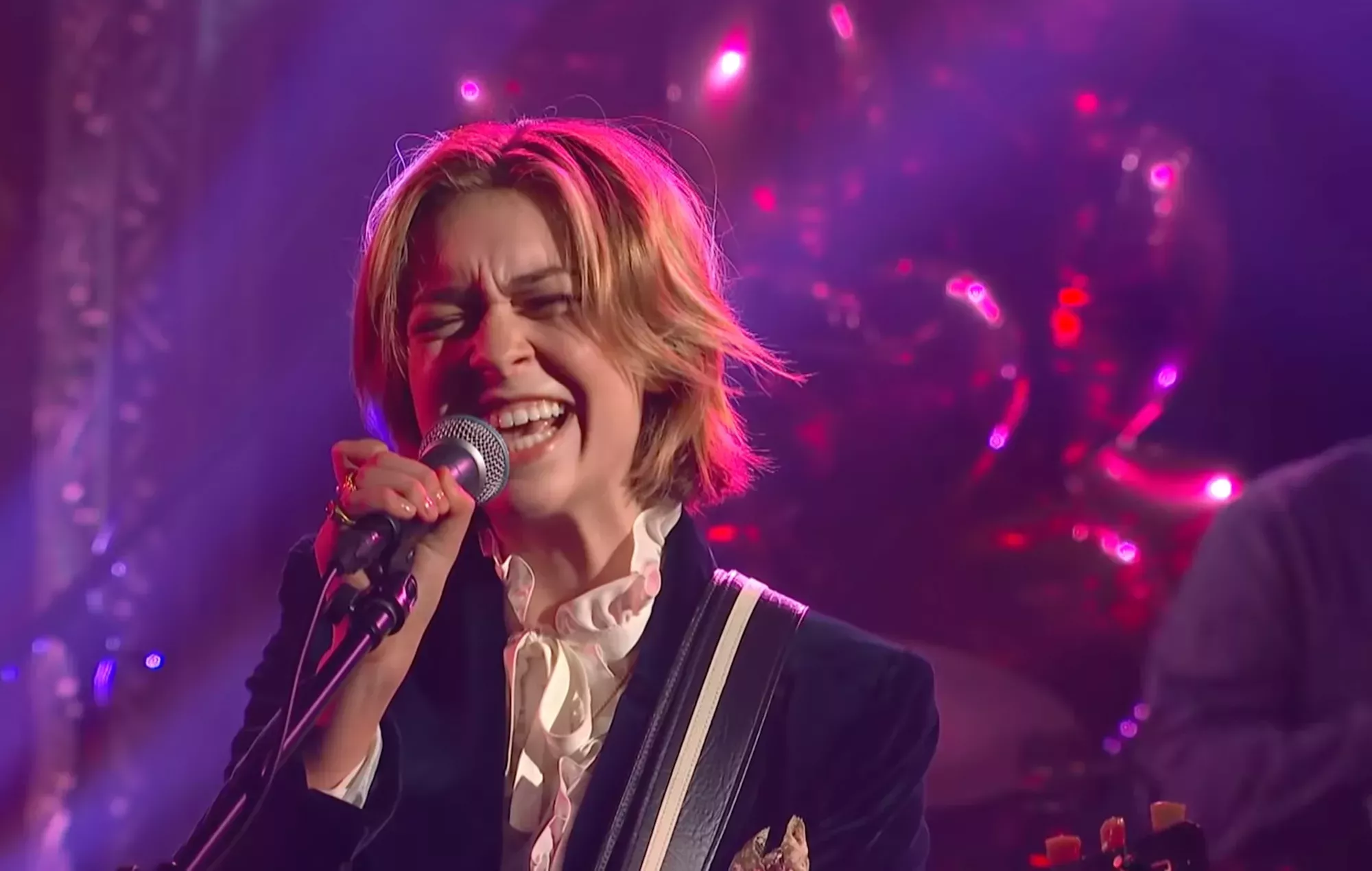 Mira cómo Snail Mail interpreta 'Valentine' en 'The Late Show'