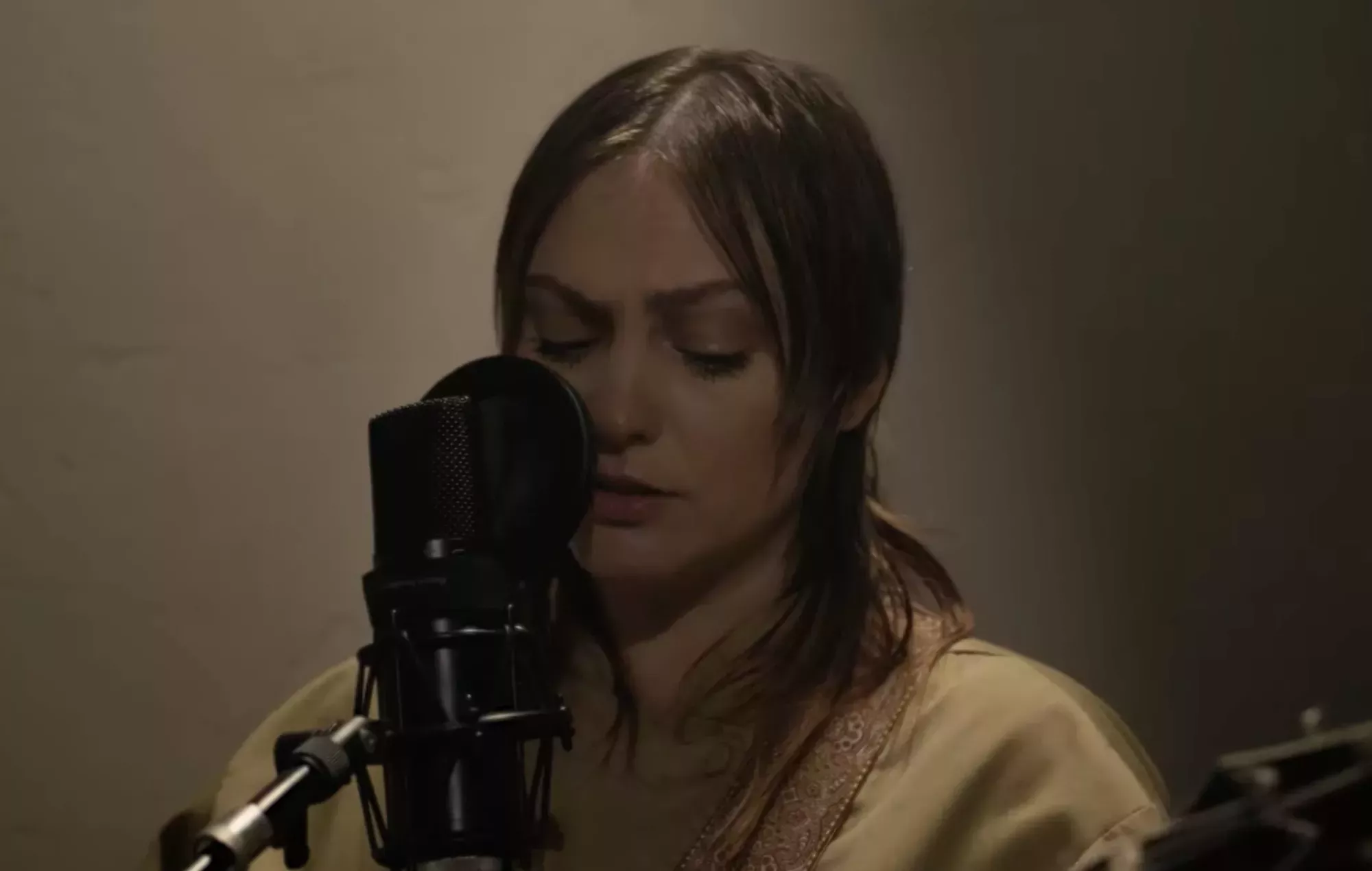 Mira el set de Angel Olsen para el festival de Adult Swim