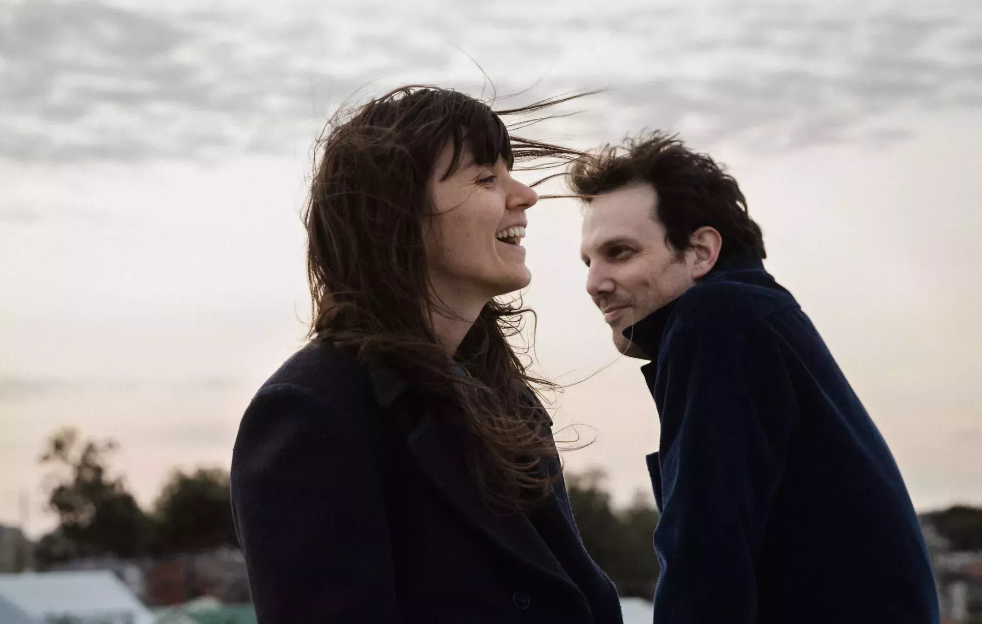 Mira el tráiler oficial del nuevo documental de Courtney Barnett, 'Anonymous Club'