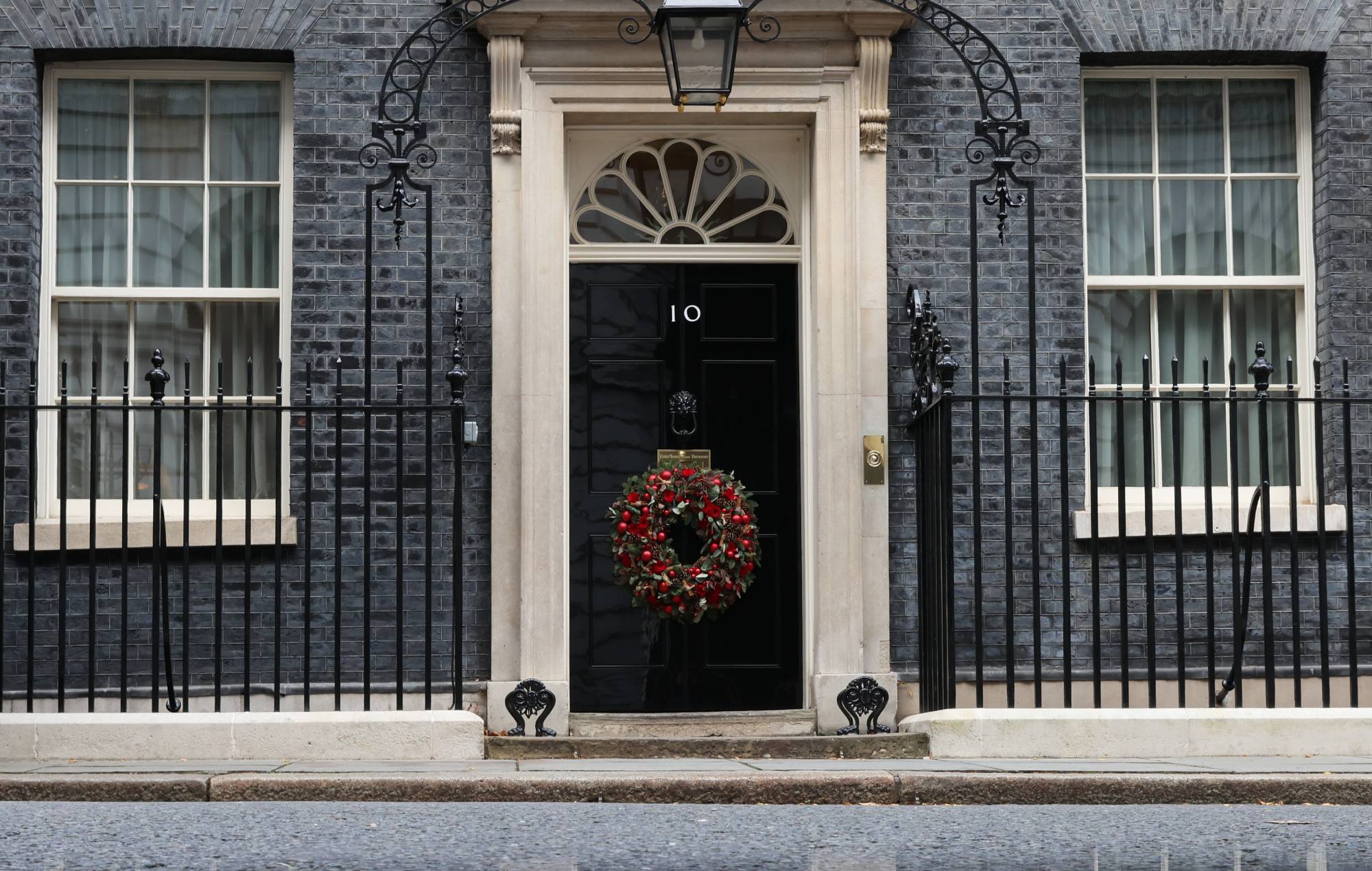 1,2 millones de personas se apuntan a la "Fiesta de Navidad" en el número 10 de Downing Street
