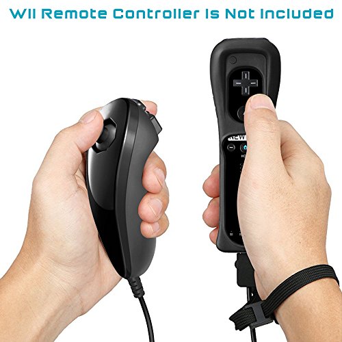 AFUNTA Maletín Nunchuck y Fundas de Silicona para Nintendo Wii y Wii U Mando a Distancia, Funda Protectora Piel con muñequera, con reemplazo de Controlador para Videojuego WIIU - Negro