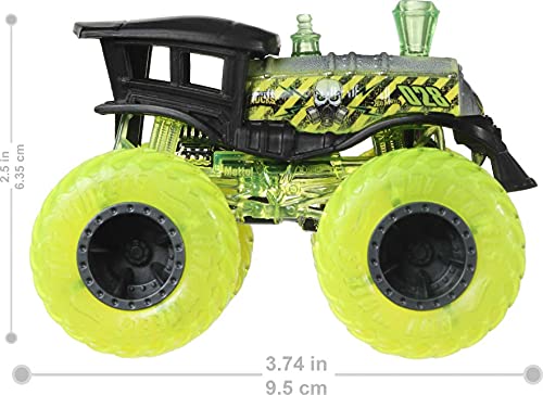 Hot Wheels Monster Trucks coches de juguetes 1:64 Bone Shaker (Mattel GNJ57) , colores/modelos surtidos