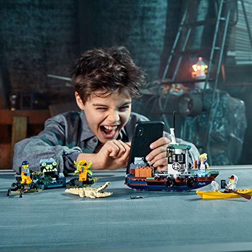 LEGO - Hidden Side Camaronero Encallado Juguete de construcción con realidad aumentada, incluye barco de pesca y un cocodrilo, Novedad 2019 (70419)