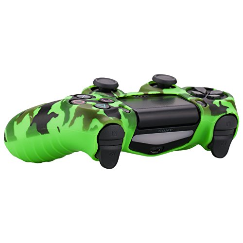 Pandaren® siliconas cubierta piel caso antideslizante Transferencia de agua personalizar camuflaje cover case para Mando PS4 x1 (verde) + asideros thumb grips x 2