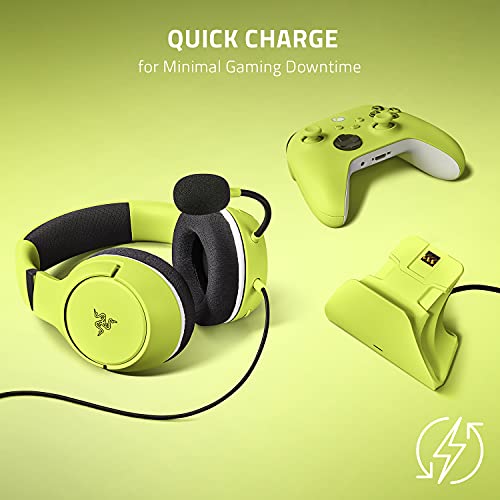 Razer Universal Quick Charging Stand (Negro carbón) - Soporte de Carga rápida para mandos de Xbox (Carga rápida, compatibilidad Universal para mandos nuevos y Antiguos) Negro