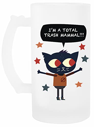 Trash Mammal - Night in the Woods - Trash Mammal Cerveza Taza Vidrio Transparente Beer Mug