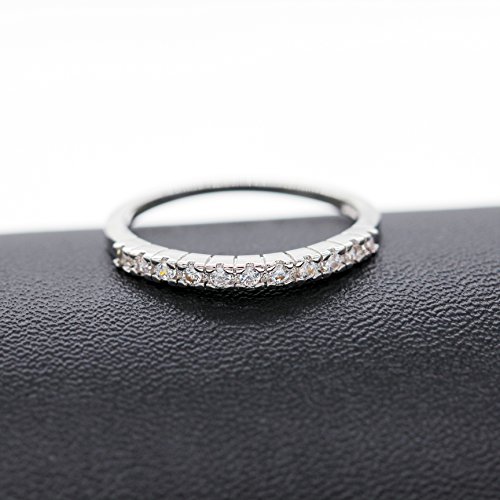 Uloveido Fashion Half Eternity Band Rings Set Rhinestone Stackable Rings Set para mujeres niñas Comfort Fit Wedding Band Ring (tamaño 17) J029
