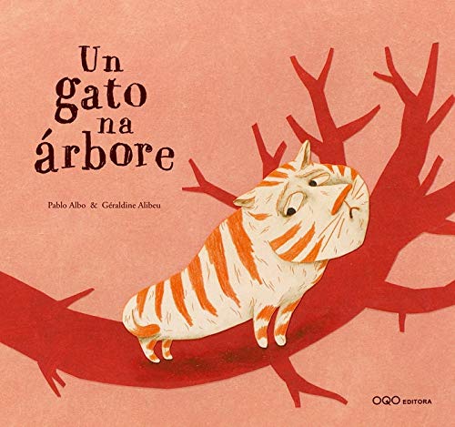 Un gato na árbore (colección O)