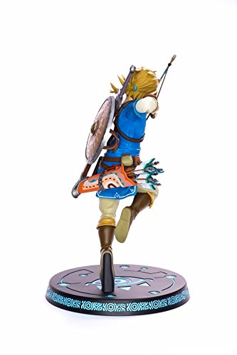 ZELDA Legend Breath of The Wild Link with Bow PVC Painted Statue, Multicolor (First 4 Figures 607353b)