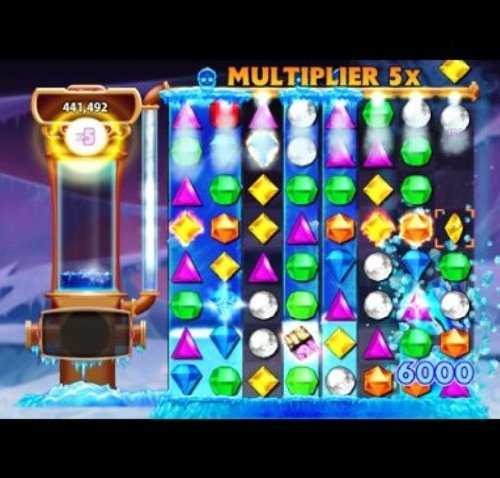 Bejeweled 3 [Importación italiana]
