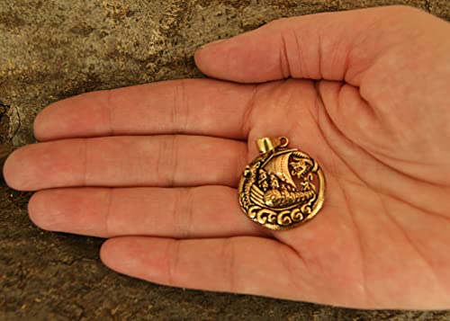 Colgante de barco vikingo de bronce n.º 153