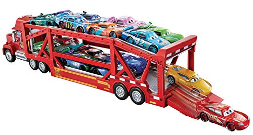 Disney - Cars Camión Mack Gran Viaje, transportador de coches de juguete (Mattel GVP73)