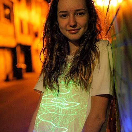 Illuminated Apparel Camiseta con diseño Interactivo con luz Que Brilla en la Oscuridad (Blanco/Verde, 5-6 Años)