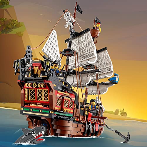 LEGO 31109 Creator 3 en 1 Barco Pirata, Taberna o Isla Calavera, Juguete de Construcción para Niños y Niñas 9 años
