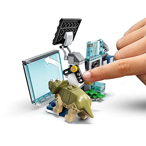LEGO 75939 Jurassic World Laboratorio del Dr. Wu: Fuga de Las Crías de Dinosaurio, Juguete de Construcción con Figura de Triceratops
