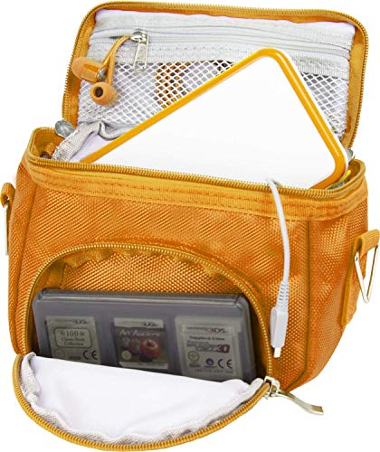 Orzly Travel Bag for Nintendo DS Consoles (Bolsa de Viaje para Consola Juegos y Accessarios) - Adapta TODOS Los Versiones de DS con Pantalla Plegable (Por ejemplo: DS / 3DS / 3DS XL / DS Lite / DSi / New 3DS / New 3DS XL / 2DS XL / etc pero no 2DS Modelo 