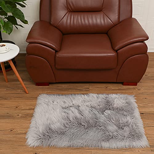 SXYHKJ Piel de Cordero Oveja/Alfombra de imitación de Piel de Cordero,imitación mullida Alfombras imitación Piel sintética,para salón Dormitorio baño sofá Silla cojín (Gris, 60 x 90 cm)