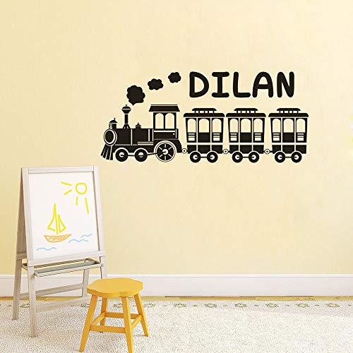 Tren móvil vinilo arte de la pared mural camión tren pared vinilo calcomanías niños sala de juegos decoración personalizado niños nombre pegatinas de pared A6 57x25cm