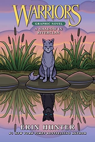 Warriors: A Shadow in RiverClan (Warriors Graphic Novel) (English Edition)