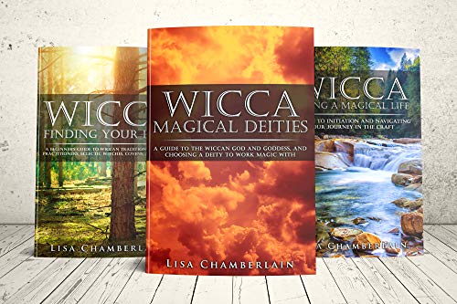 Wicca Starter Kit: Wicca for Beginners, Finding Your Path, and Living a Magical Life (Wicca Starter Kit Series) (English Edition)