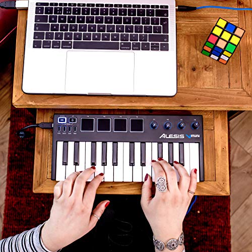 Alesis V-Mini - Teclado Controlador USB MIDI portátil 25 teclas, 4 almohadillas sensibles retroiluminadas, 4 codificadores asignables y un paquete de software profesional con ProTools | First incluido