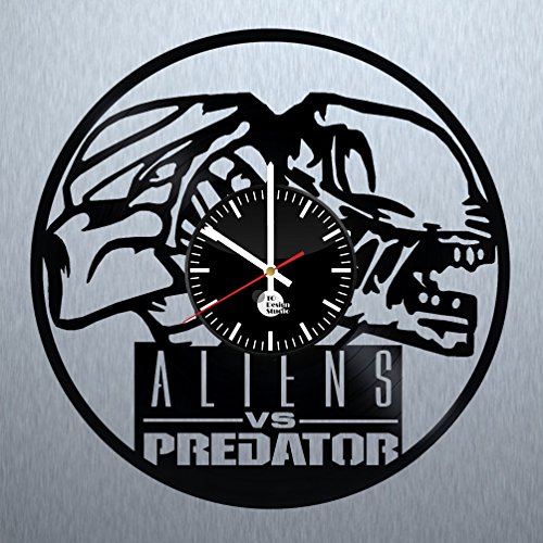 Aliens vs Predator Handmade Vinyl Record Wall Clock Fun gift Vintage Unique H...