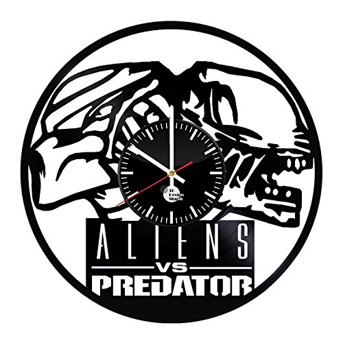 Aliens vs Predator Handmade Vinyl Record Wall Clock Fun gift Vintage Unique H...