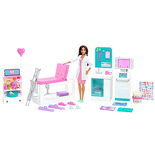 Barbie Doctora con Clínica médica, muñeca con accesorios de medicina de juguete. Incluye juego de escayolas de plastilina (Mattel HFT68)