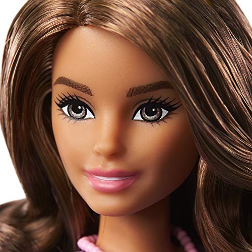 Barbie - Muñeca Teresa de Princess Adventure (29 cm) con Ropa y Accesorios (Mattel GML69)