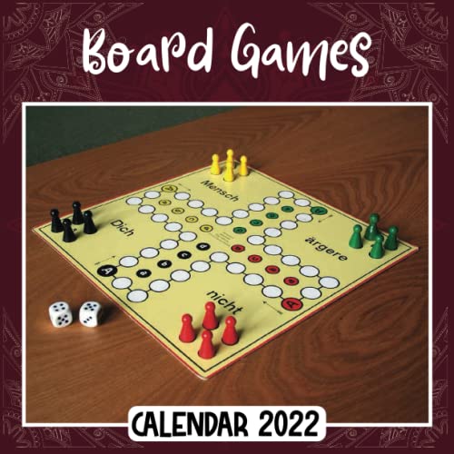 Board Games 2022 Calendar: Board Games mini calendar 2022 2023, Board Games 2022 Planner with Monthly Tabs and Notes Section, Board Games Monthly Square Calendar with 18 Exclusive Photos