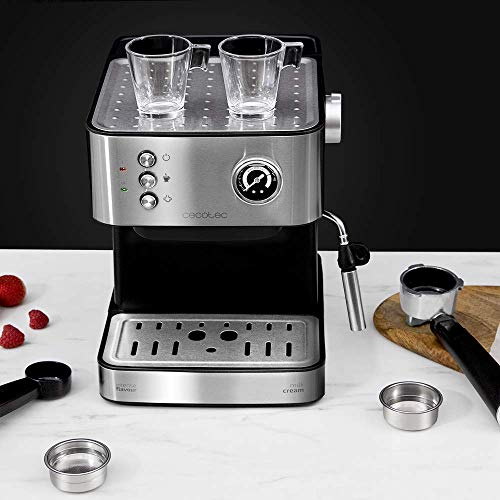 Cecotec Cafetera Express Power Espresso 20 Matic Professionale. 850 W, 20 Bares, Manómetro, Depósito de 1,5L, Brazo Doble Salida, Vaporizador, Superficie Calientatazas, Acabados en Acero Inoxidable