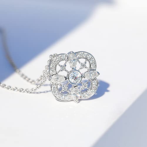 chenyueshangmao Collar Colgante Platinum Light Luxury Super Flash Trébol de Cuatro Hojas Colgante de Diamante Collar de Ojo de Caballo de Diamante Femenino Cadena de clavícula Collar Amistad Regalo