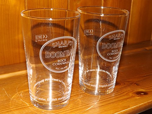 DOOM DE MEDIA PINTA X 2 AGUDOS CERVECERÍA DOOM BAR ROCK CORNWALL ESCASOS UN PAR DE GAFAS DE DOOM VASOS DE MEDIA PINTA