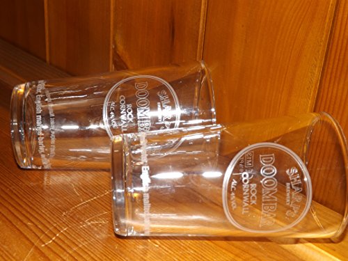 DOOM DE MEDIA PINTA X 2 AGUDOS CERVECERÍA DOOM BAR ROCK CORNWALL ESCASOS UN PAR DE GAFAS DE DOOM VASOS DE MEDIA PINTA